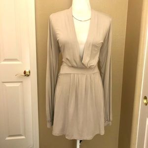 VERTIGO PARIS sexy tan mini dress. Balloon sleeves. Wide belt. Ties in back. XL